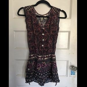 Patterned summer romper
